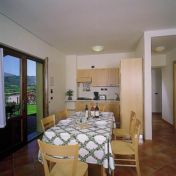 Residence Corte Camaldoli Garda  Room photo